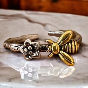 Spring Has Sprung 925 Silver Plated Two - Tone  Bumble Bee & Flower Decor Ring